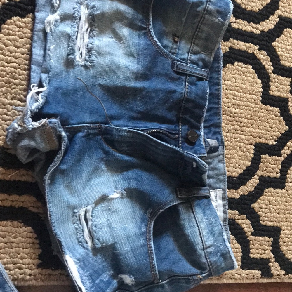 Banjarmasin denim shorts